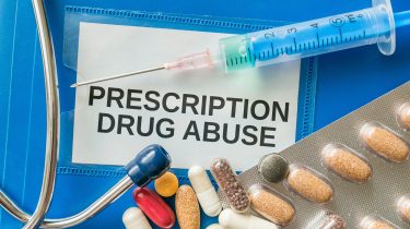signs of prescription drug abuse