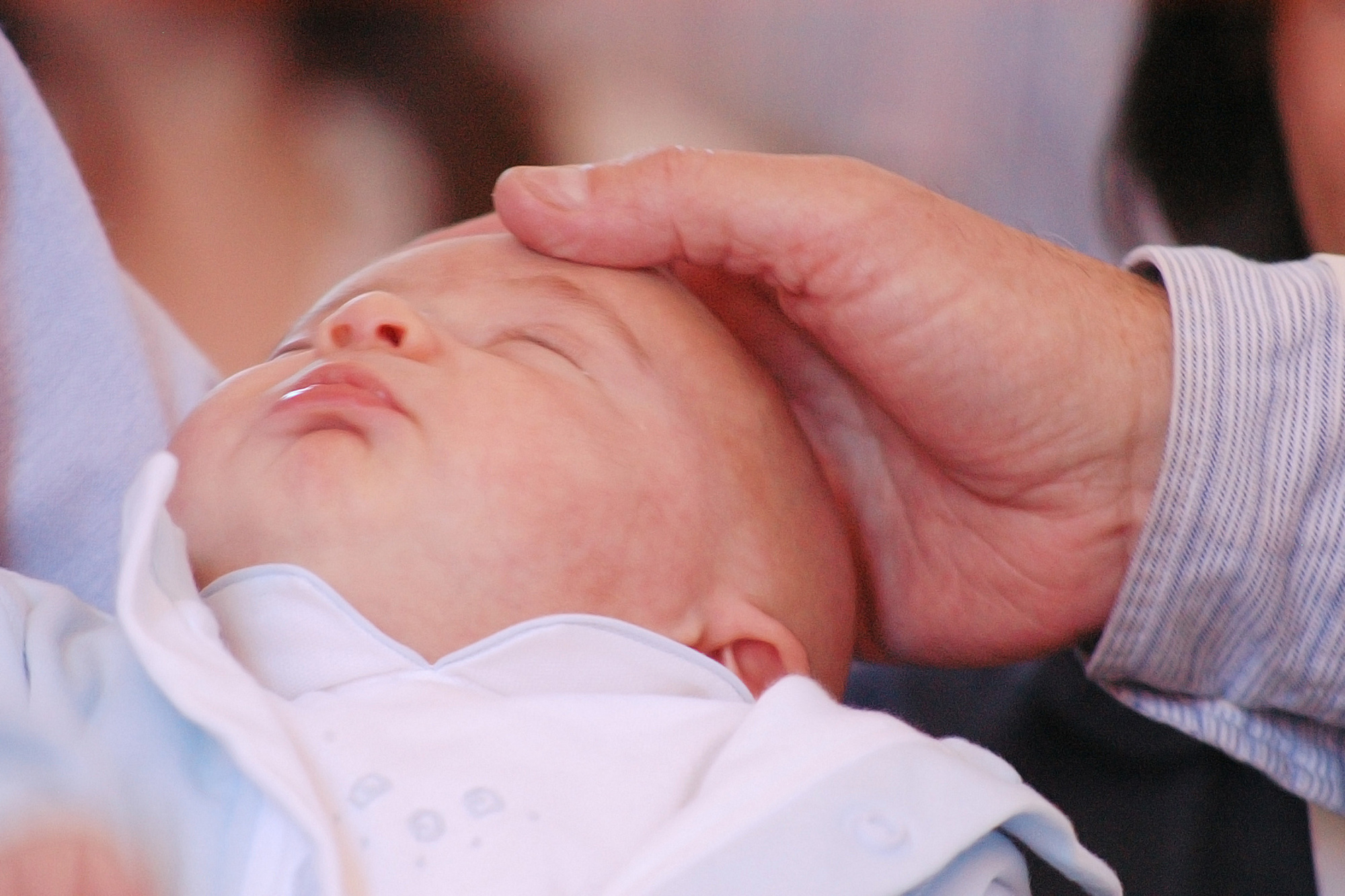 infant-baptism-5-reasons-to-baptize-your-baby-even-if-you-are-not